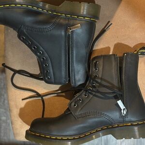 The Iconic Dr. Martens Women’s Brand New Boots size 10